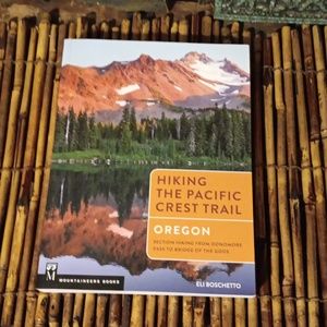 HIKING THE PCT☆☆ NEW